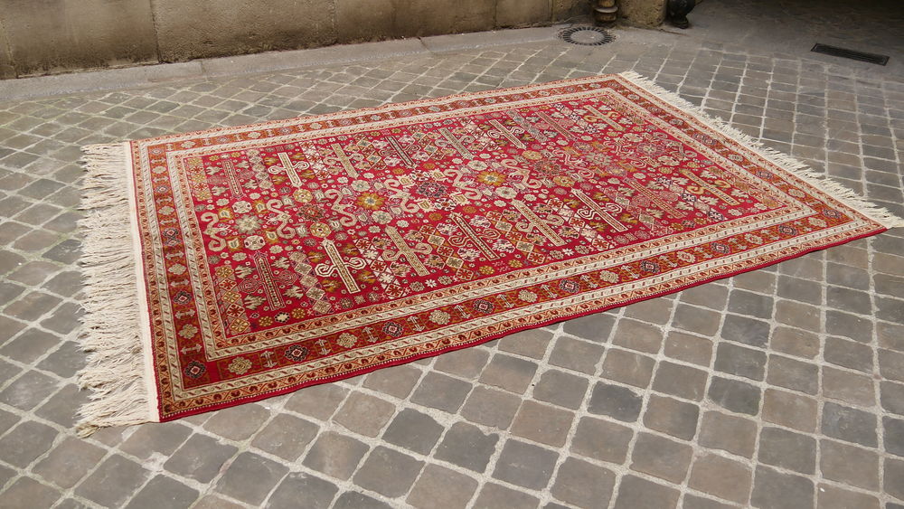 Grand tapis d'orient vintage CHIRVAN 263 x 193
Décoration