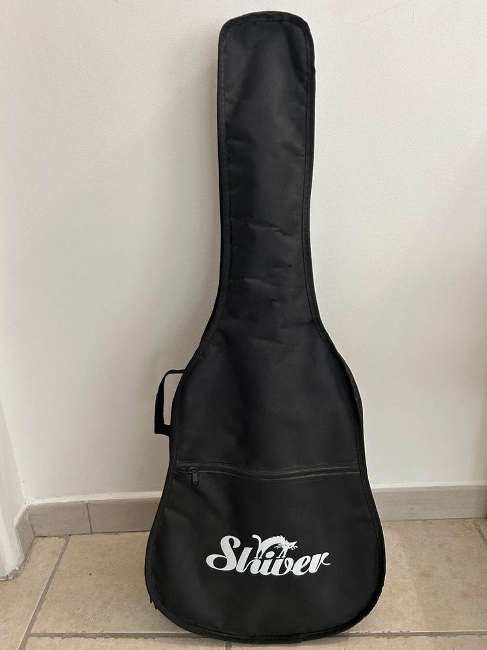 Pack guitare Shiver taille 3/4 id&eacute;ale d&eacute;butant . Instruments de musique