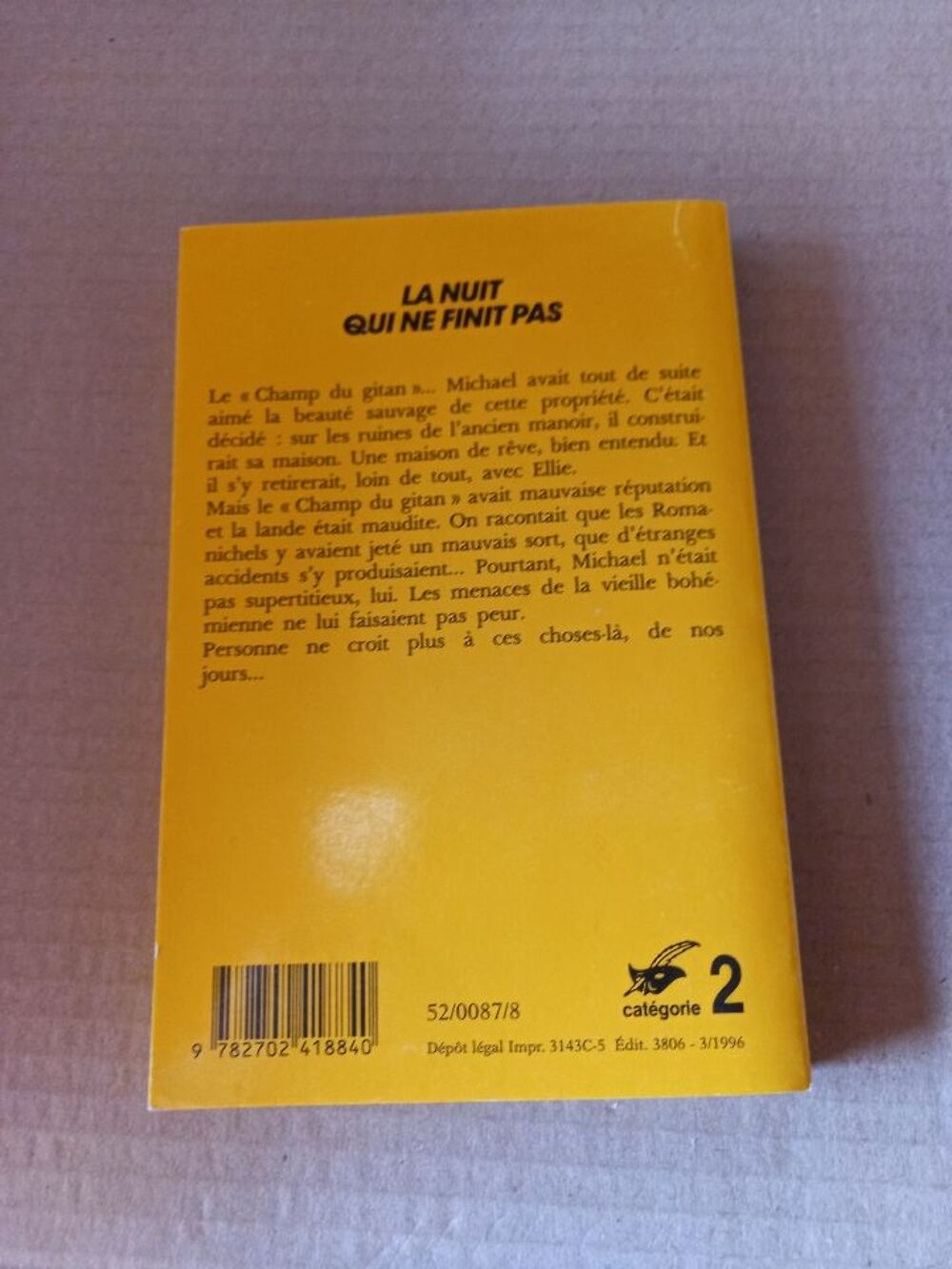 Livre "la nuit qui ne finit pas" Agatha Christie Livres et BD