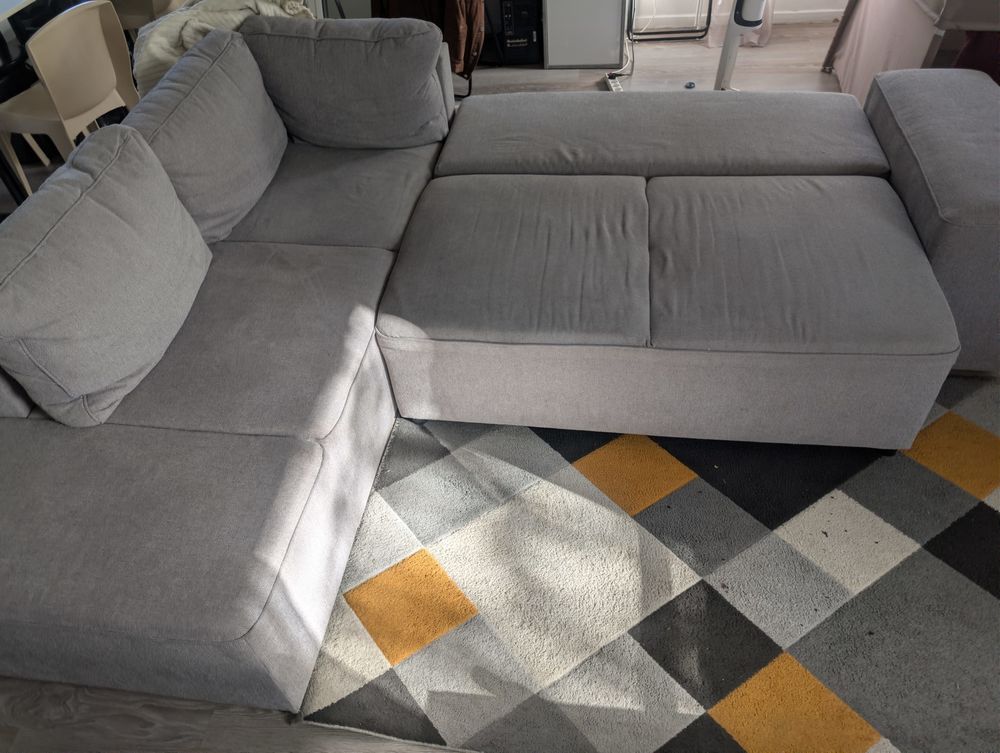 Grand canap&eacute; d'angle convertible gris - Coffre et 2 poufs Meubles