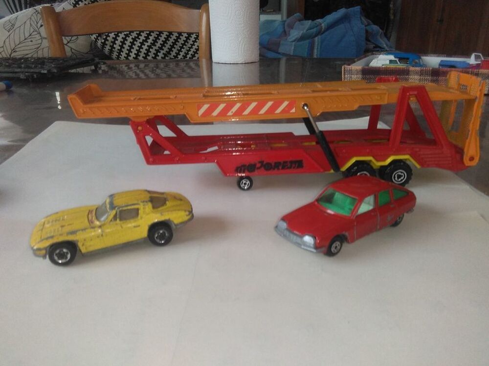 PETITES VOITURES DIVERS ann&eacute;e 70/80
Jeux / jouets