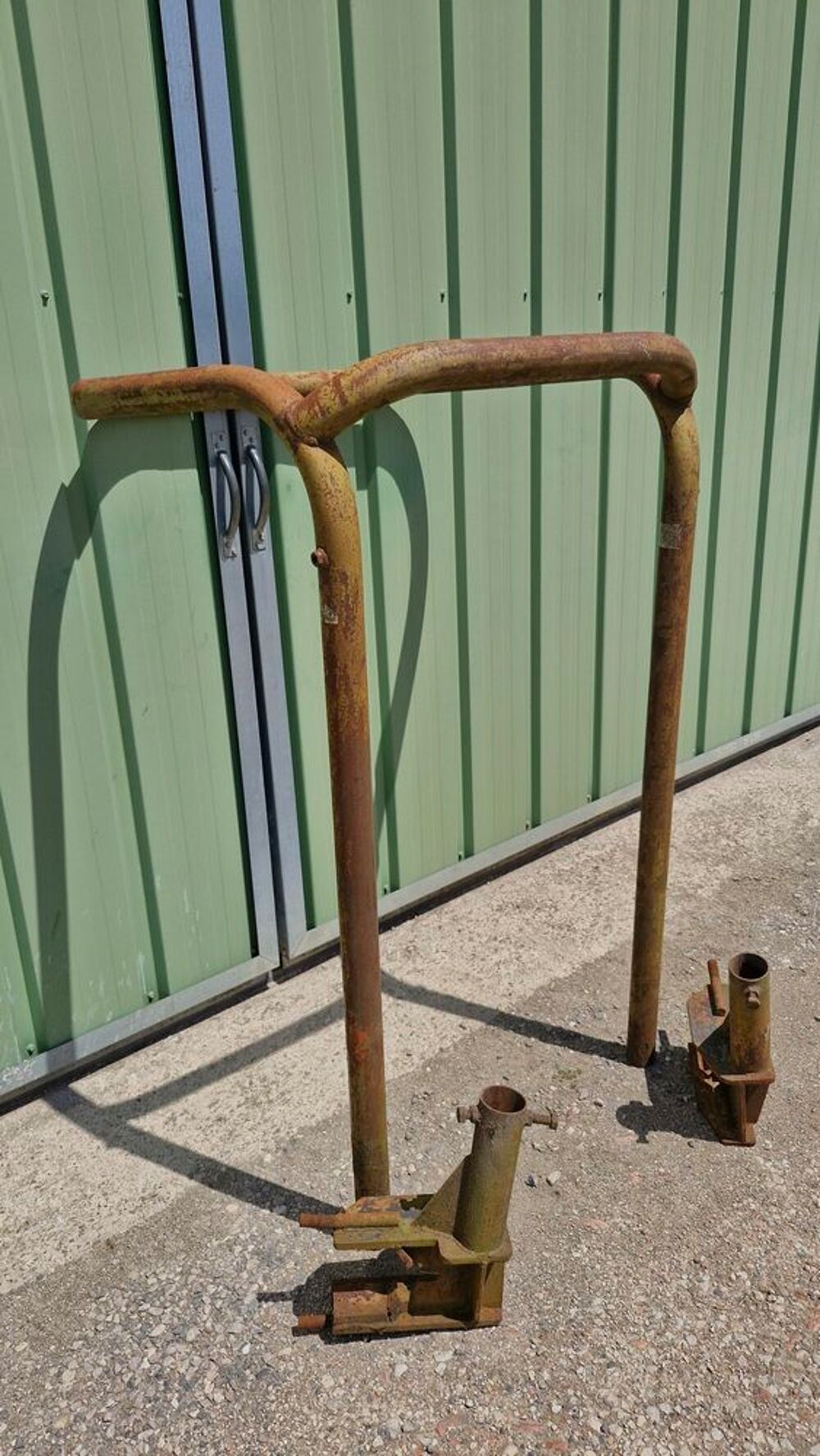 pi&egrave;ces pour tracteur de collection
Bricolage