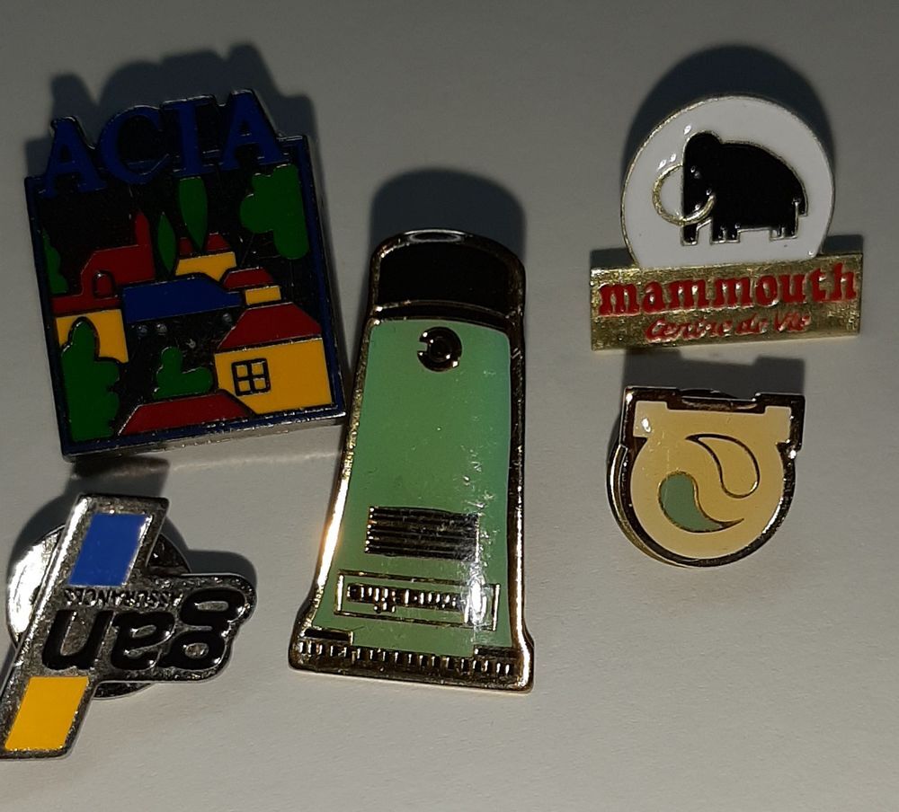 Pin's divers 
