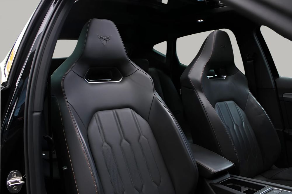 Formentor VZ e-Hybride 245 Toit Ouvrant Black &Eacute;dition 2022 occasion 33600 Pessac