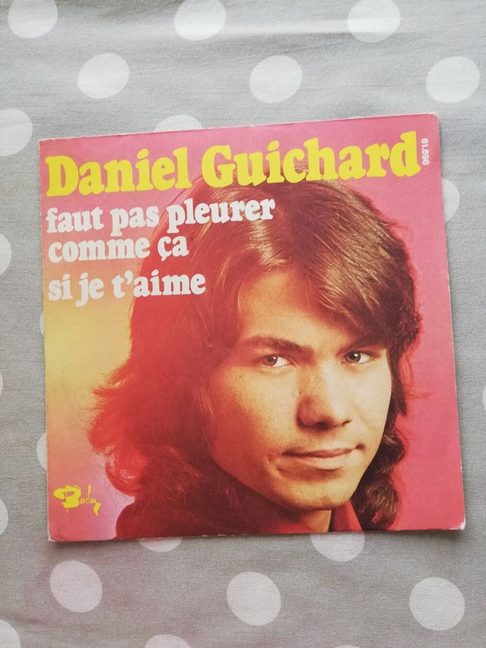Vinyles 45 tours vari&eacute;t&eacute; chanson fran&ccedil;aise CD et vinyles