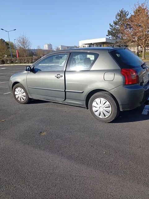 Toyota Corolla 100 VVT-i Linea Terra 2002 occasion Reims 51100