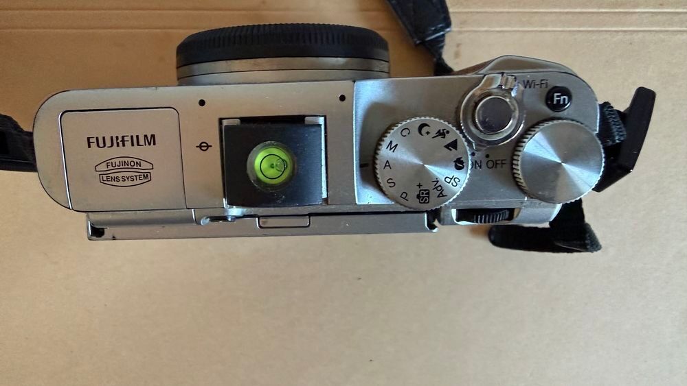 Fuji X-A2 + 2 objectifs Photos/Video/TV