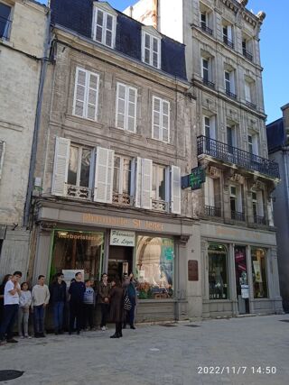  Appartement � louer 3 pi�ces 79 m�