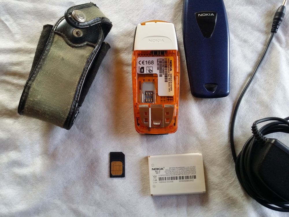 Nokia 3510i Téléphones et tablettes