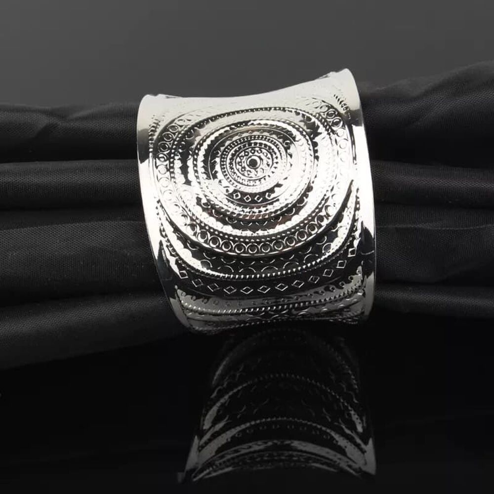 Bracelet manchette boh&egrave;me Bijoux et montres