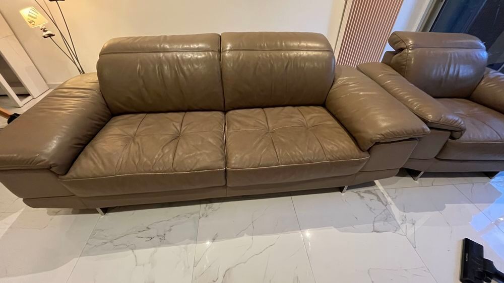 Canap&eacute; + 1 fauteuil en cuir marron Meubles