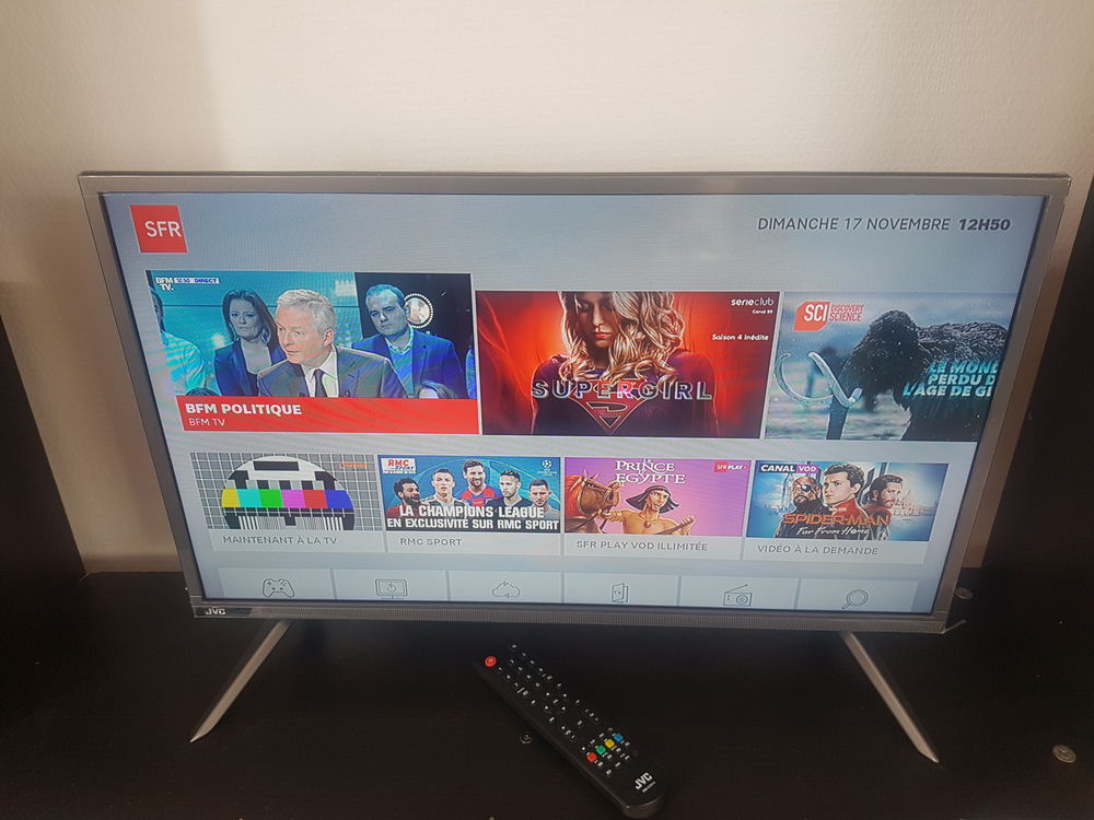 T&eacute;l&eacute;vision JVC (70cm) Photos/Video/TV