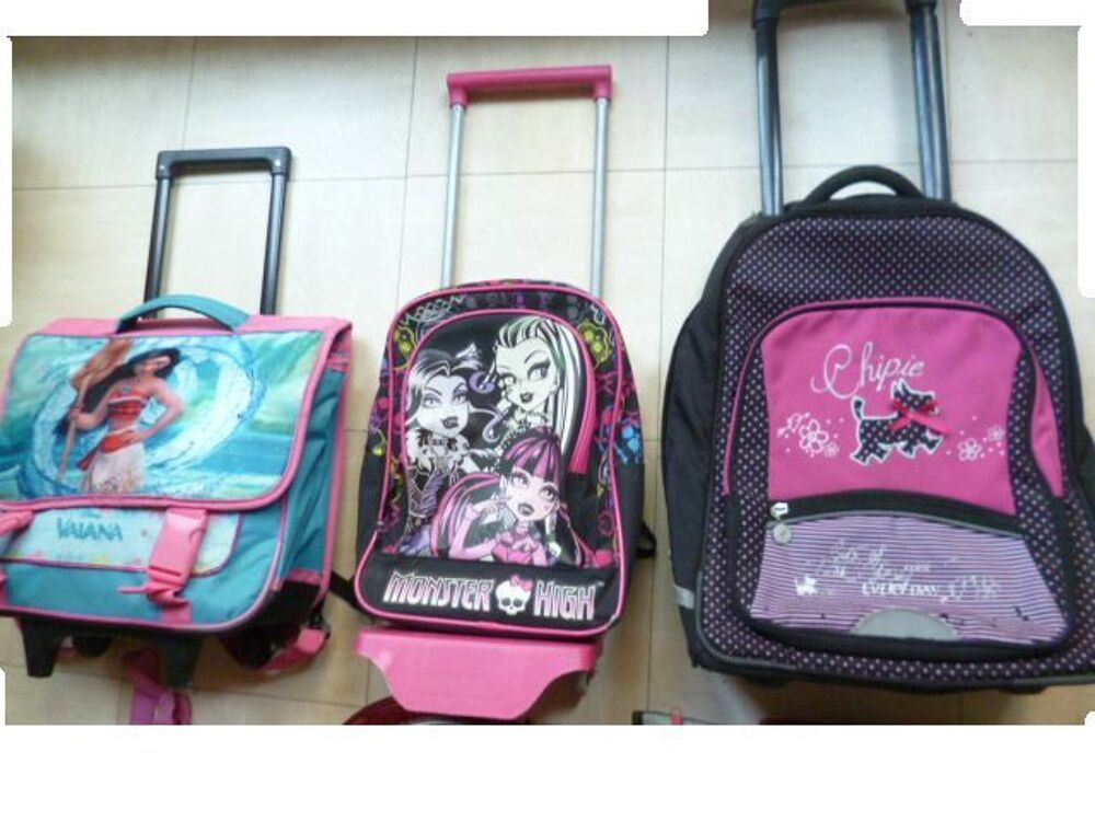 CARTABLES-SACS A DOS , JEUX , raquette badminton .... Jeux / jouets