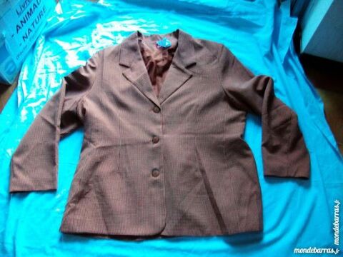 Vestes, Blazer et Manteaux Taille 50/52 pour FEMME 3 Bouxwiller (67)