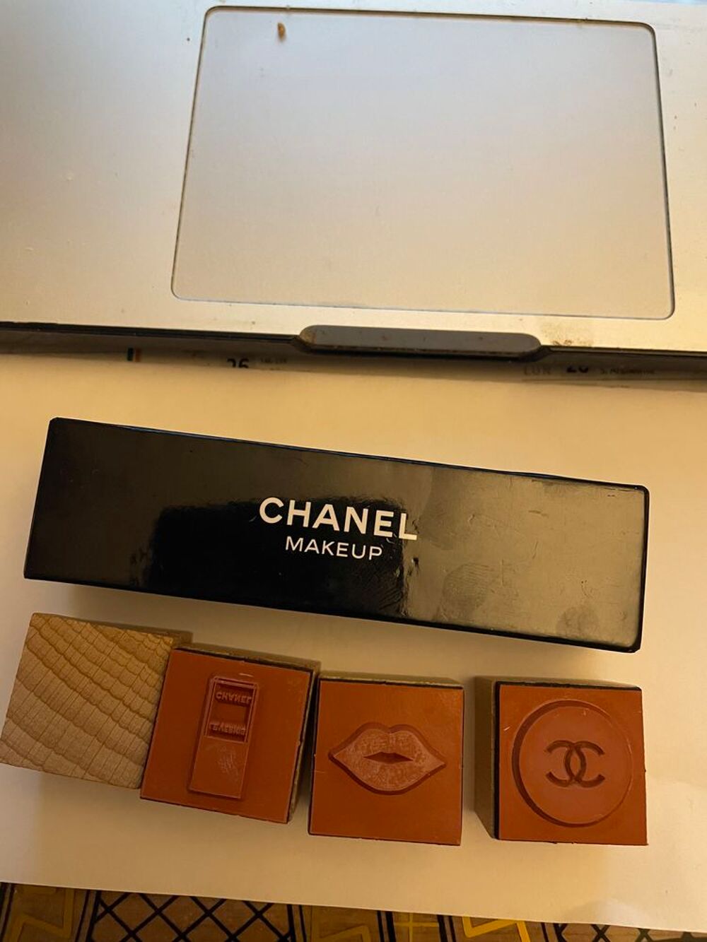 Tampons Chanel 