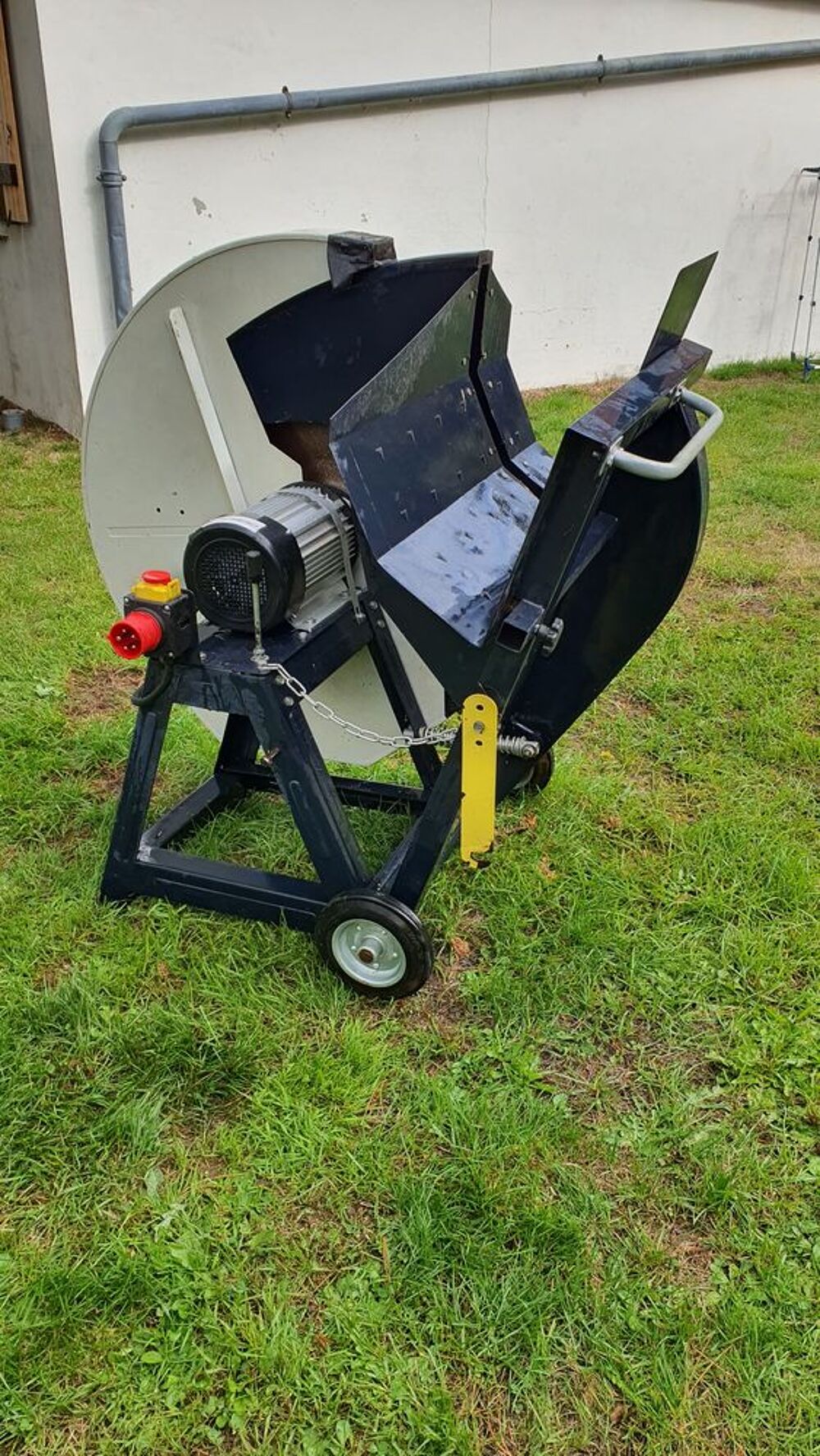 Scie &agrave; b&ucirc;ches circulaire 700WS 380 v Bricolage