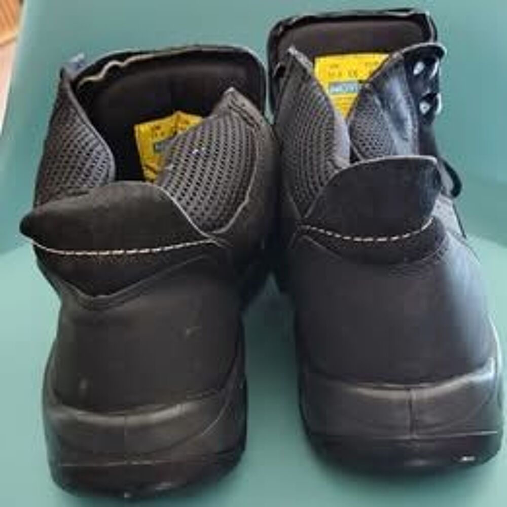 Chaussures de s&eacute;curit&eacute; Pointure: 46 Chaussures