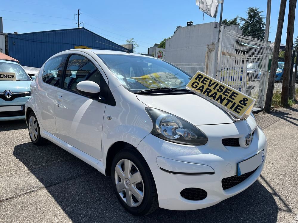 Aygo 1.0 VVT-i Limited Edition 2011 occasion 42700 Firminy