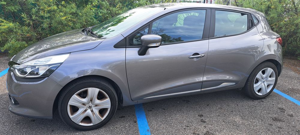 Clio IV dCi 75 eco2 90g Business 2015 occasion 69330 Meyzieu