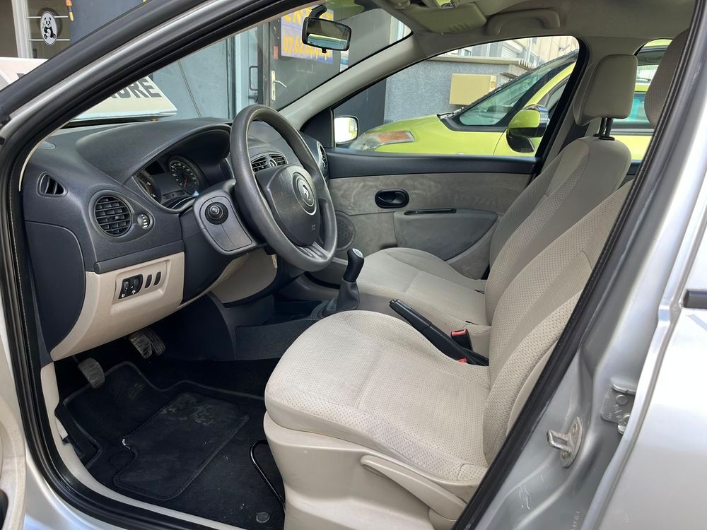 Clio III Clio 1.5 dCi 70 Pack Authentique 2006 occasion 42700 Firminy