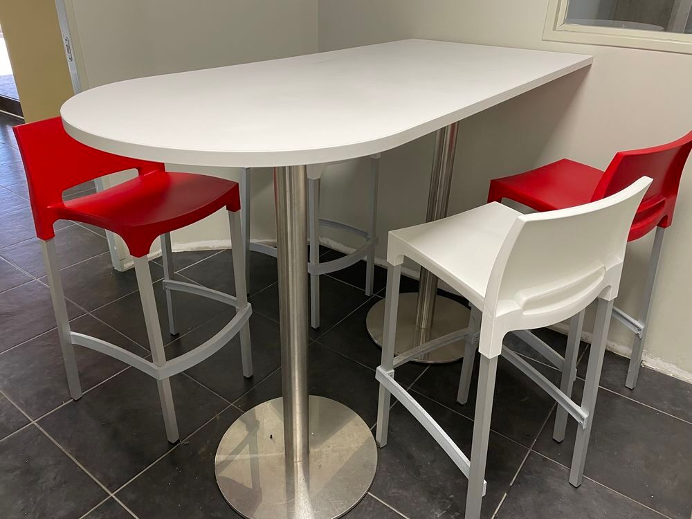 table haute cuisine + 5 chaises Meubles