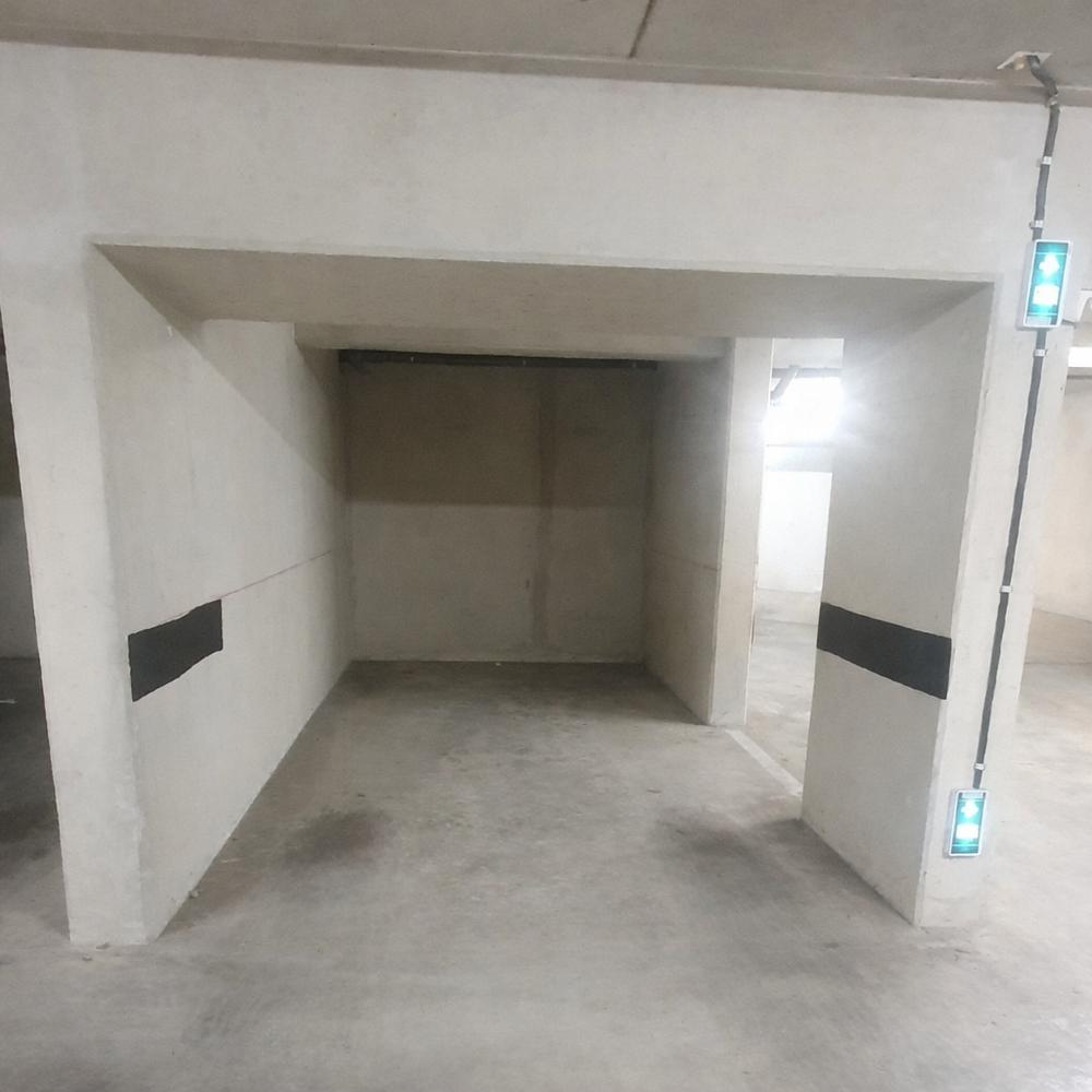 Location Parking/Garage parking Castelnau le lez Carré Aube Rouge Castelnau-le-lez