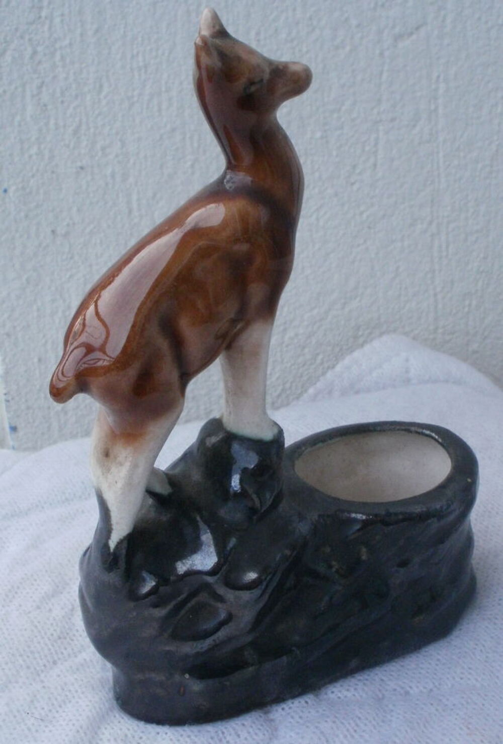 CHAMOIS en porcelaine et petit pot VINTAGE Décoration