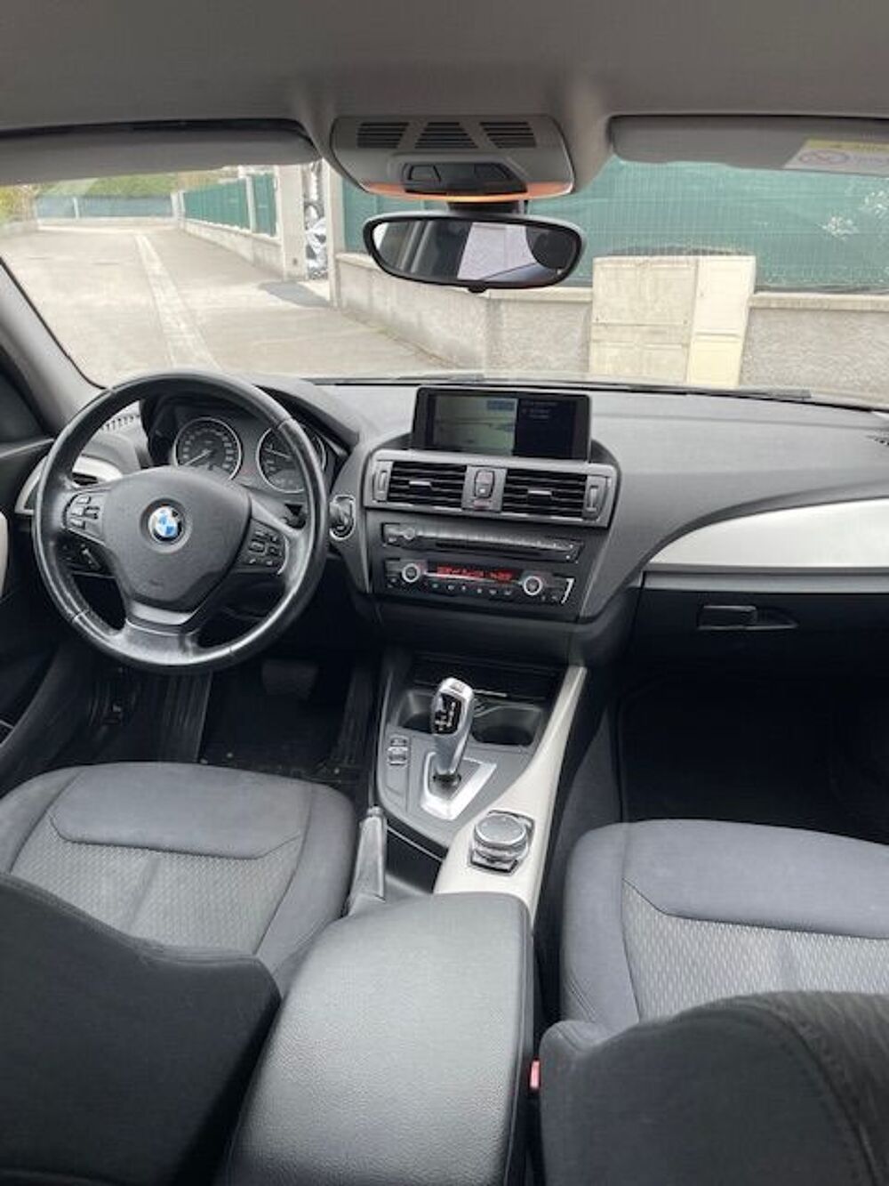 S&eacute;rie 1 118d 143 ch 110g Executive A 2013 occasion 74950 Scionzier