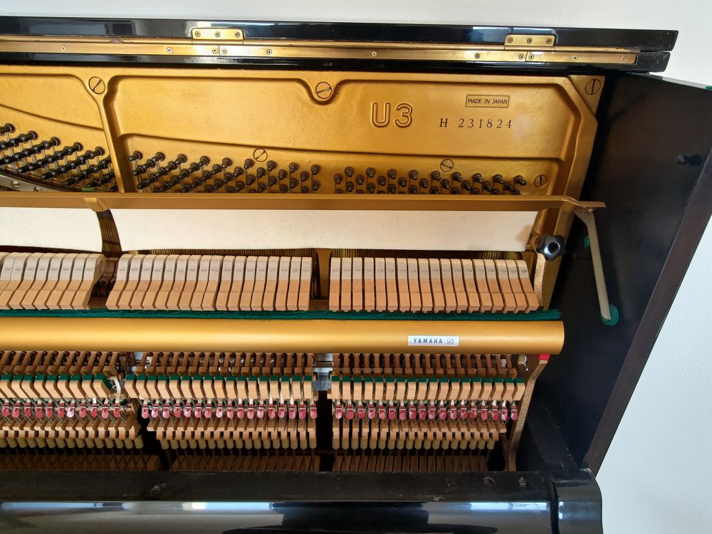 Piano droit Yamaha U3H fabriqu&eacute; au Japon Instruments de musique