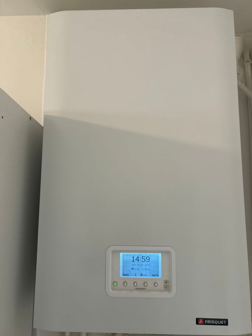 Chaudi&egrave;re FRISQUET &agrave; condensation ultra Luxe vantouse gaz Bricolage
