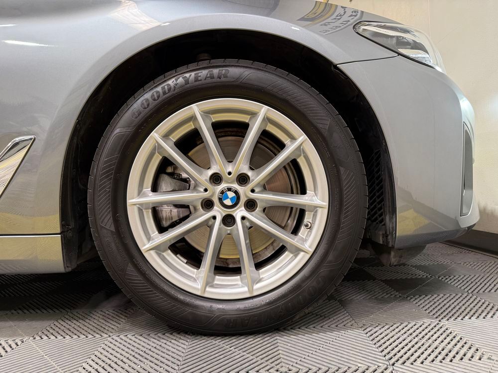 S&eacute;rie 5 Touring 518d TwinPower Turbo 150 ch BVA8 Lounge 2021 occasion 31100 Toulouse