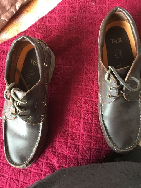 Chaussures homme cuir marron, semelles anti- drapage 
5 Saint-Alban (31)