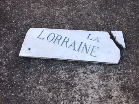 Plaque de maison  la lorraine  en marbre Avignon (84)