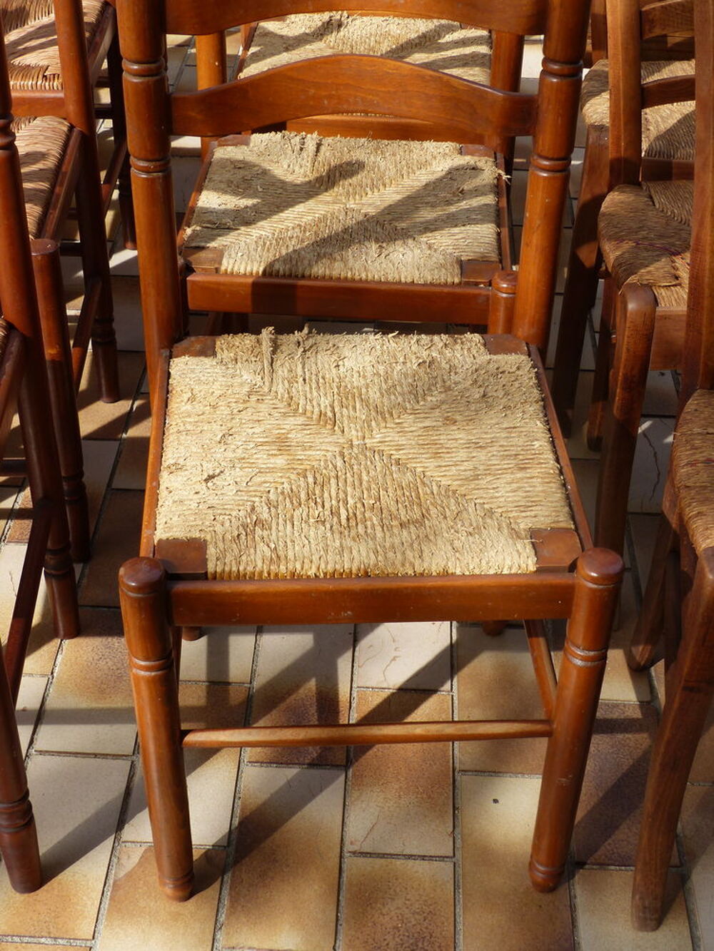 Chaises paill&eacute;es Meubles