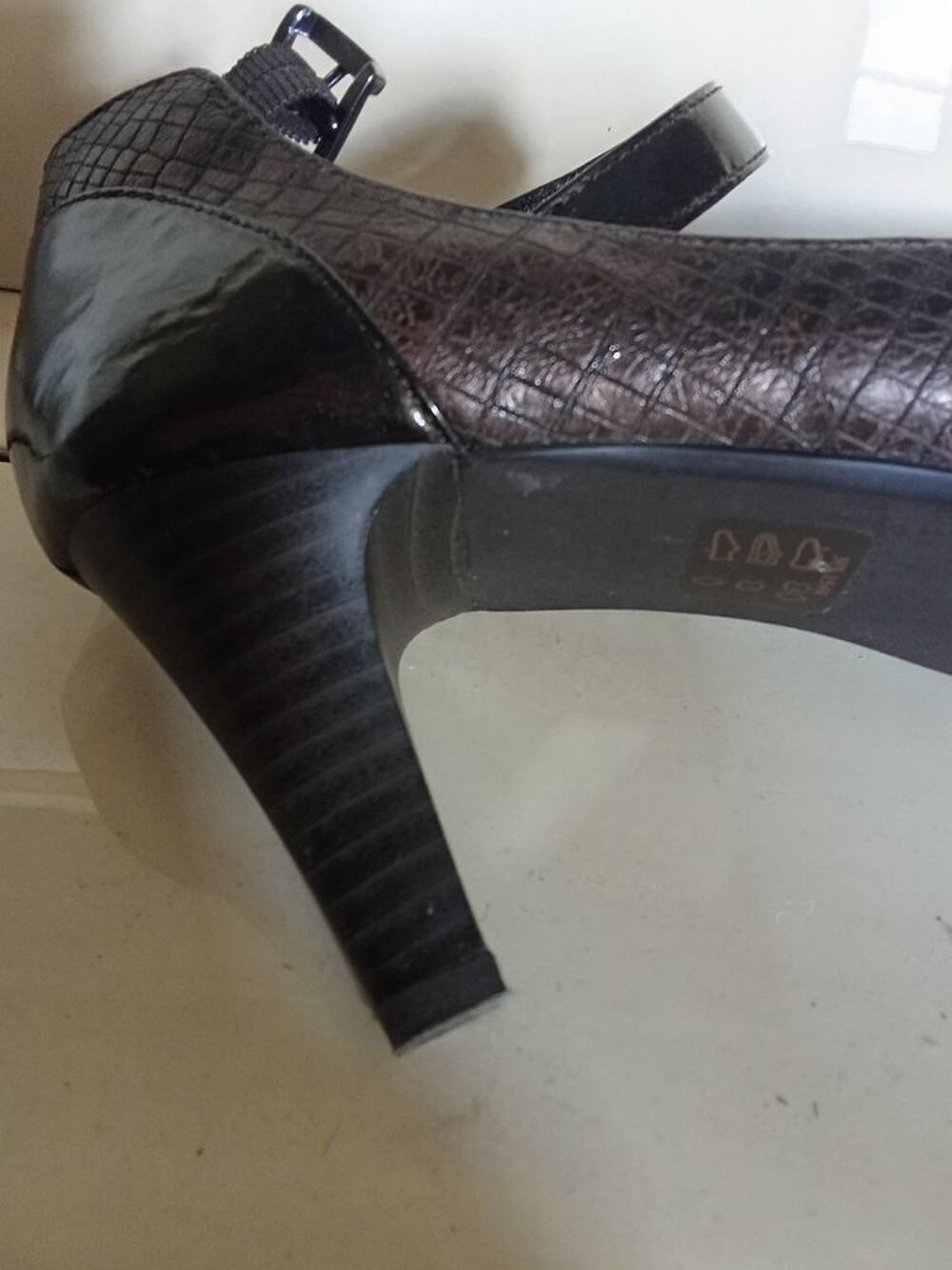 Escarpins pointure 37, talon moyen Chaussures