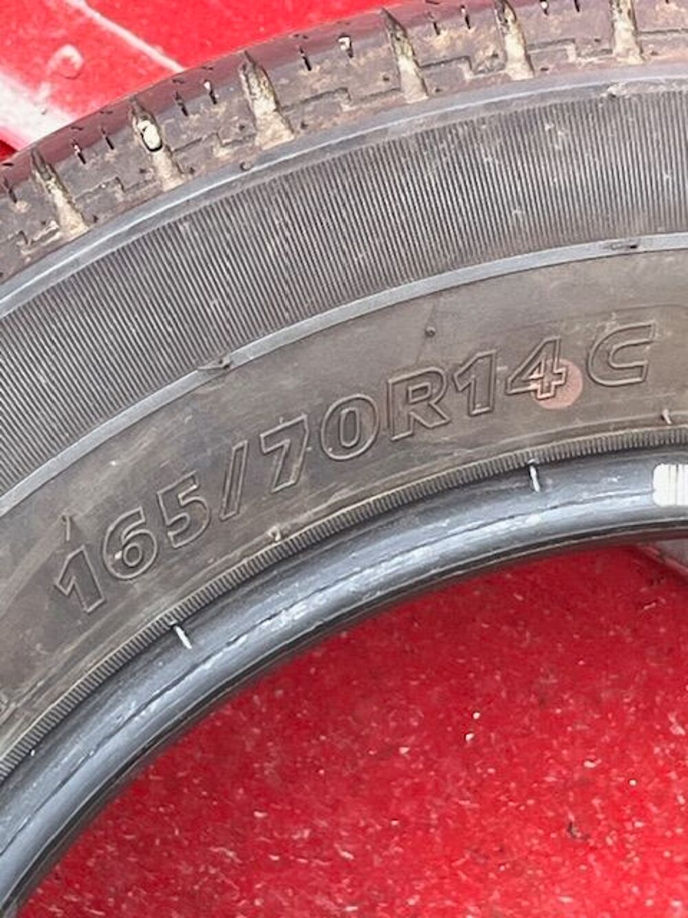 Pneus 165/70R14 C Bricolage