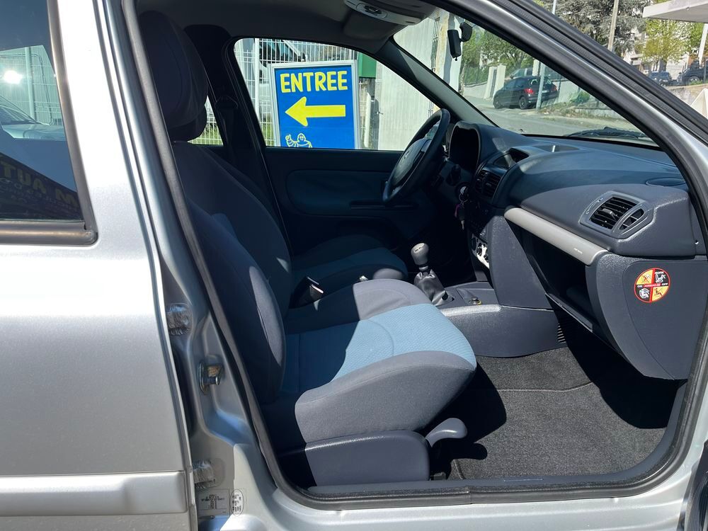 Clio II Clio 1.5 dCi 65 Extr&ecirc;me 2005 occasion 42700 Firminy