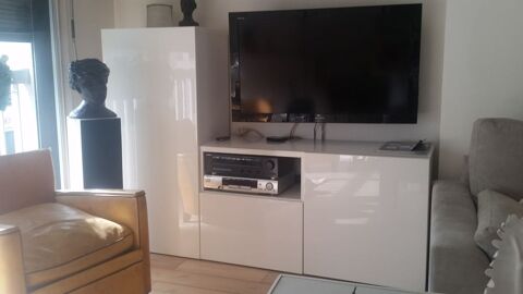 Meuble Laqu� blanc brillant 150 Paris 16 (75)