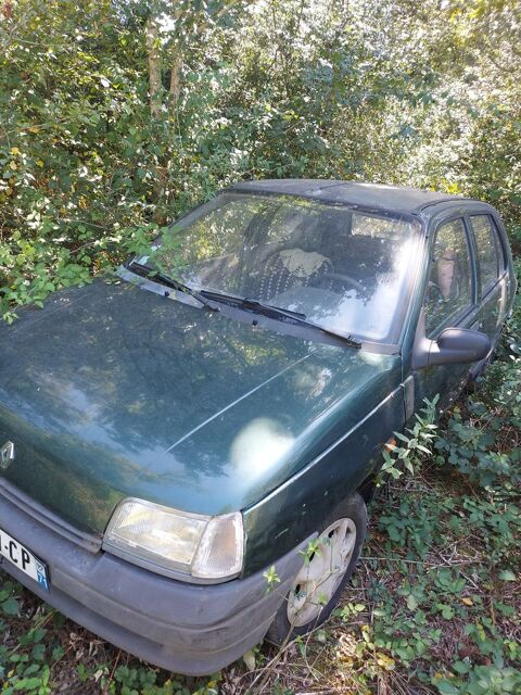 Renault clio 1.4i RN A