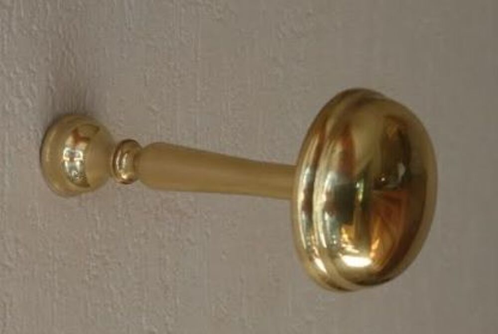 Porte Pat&egrave;re embrasse, en laiton massif D�coration