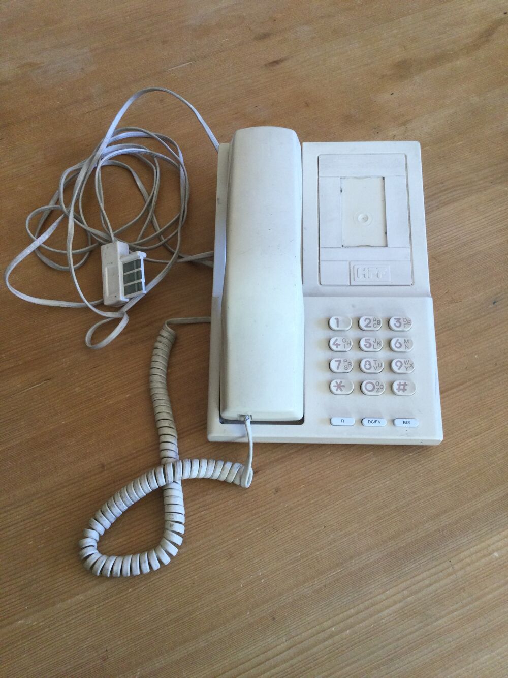 T&eacute;l&eacute;phone fixe HPF ann&eacute;es 80/90
Téléphones et tablettes