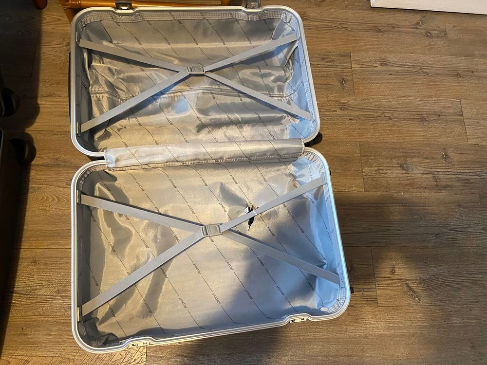 Lot de 3 valises possibilit&eacute; au detail Maroquinerie