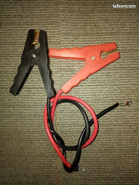 2 pinces crocodiles cabl�es 13 Beauchamp (95)