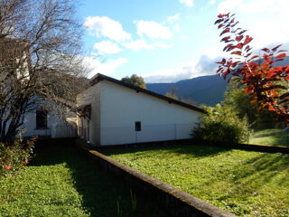  Ferme à vendre 15 + pièces 250 m²