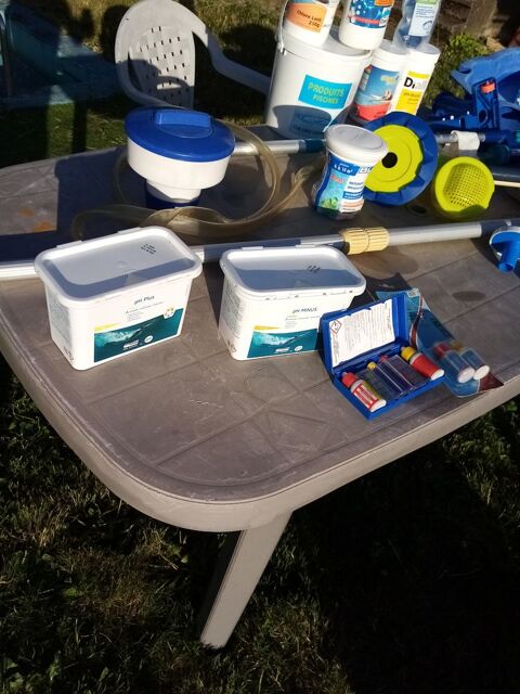 ENTRETIEN PISCINE HORS SOL / SPA - Lot de matriel 50 Villefranche-sur-Sane (69)