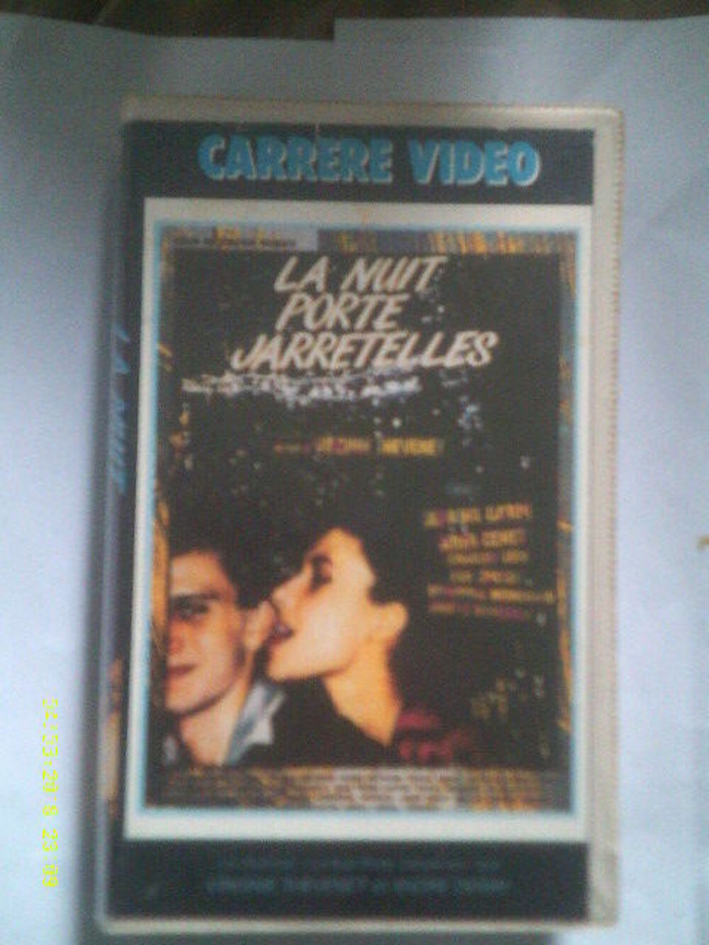 LA NUIT PORTE JARRETELLES de virginie thevenet
DVD et blu-ray