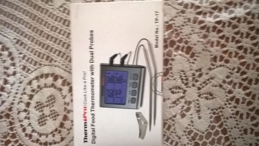 DIGITAL FOOD THERMOMETER WITH DUAL PROBES Cuisine