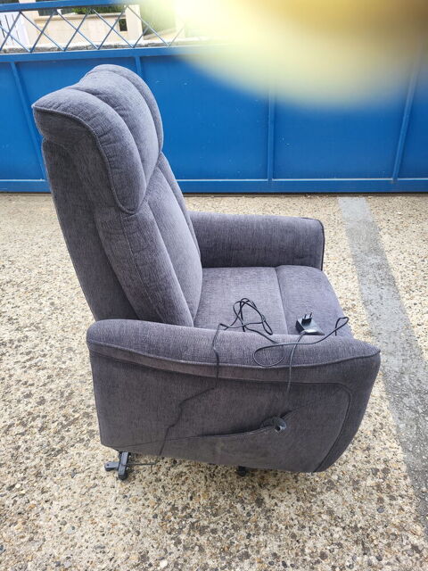 Fauteuil relax électrique 250 Limours (91)