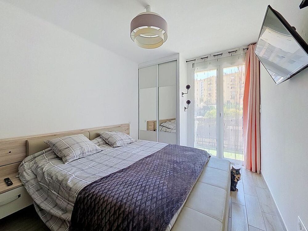 Vente Appartement AJACCIO - Entrée de ville | T3 rénové avec parking et cave Ajaccio