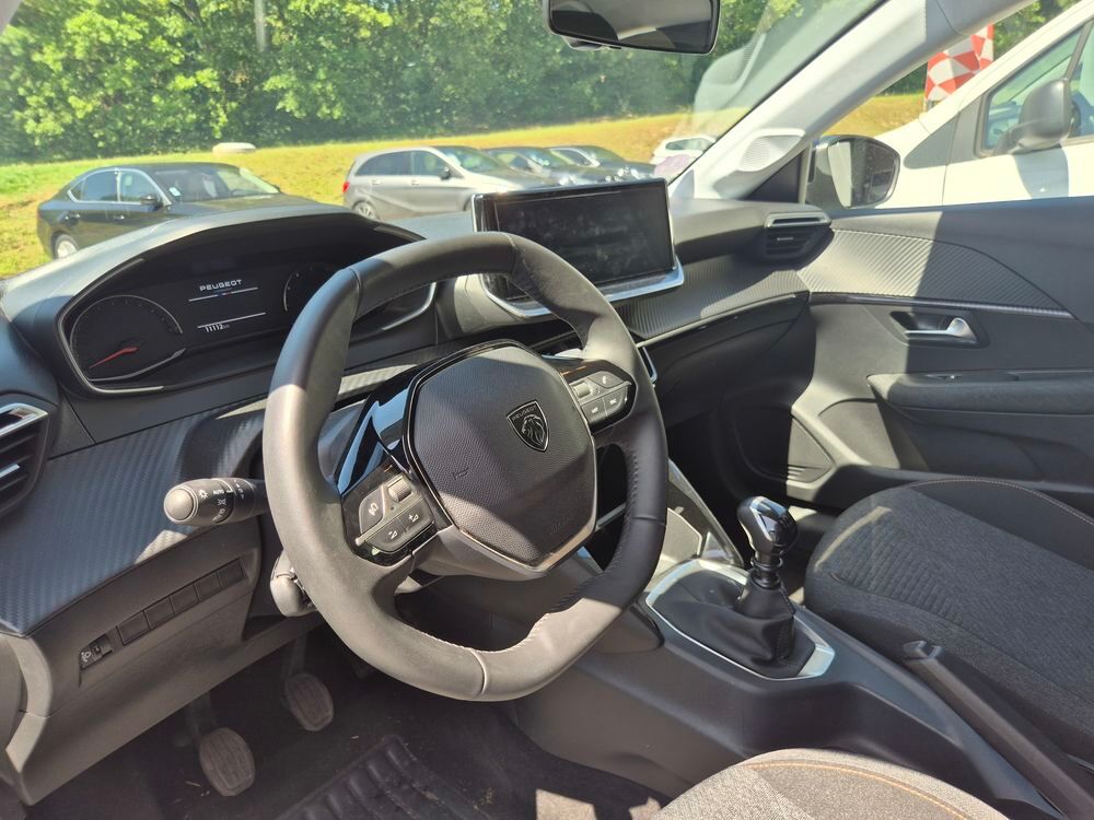 208 PEUGEOT II (2) 1.2 PURETECH 100 S&S BUSINESS R' BVM6 2025 occasion 60230 Chambly